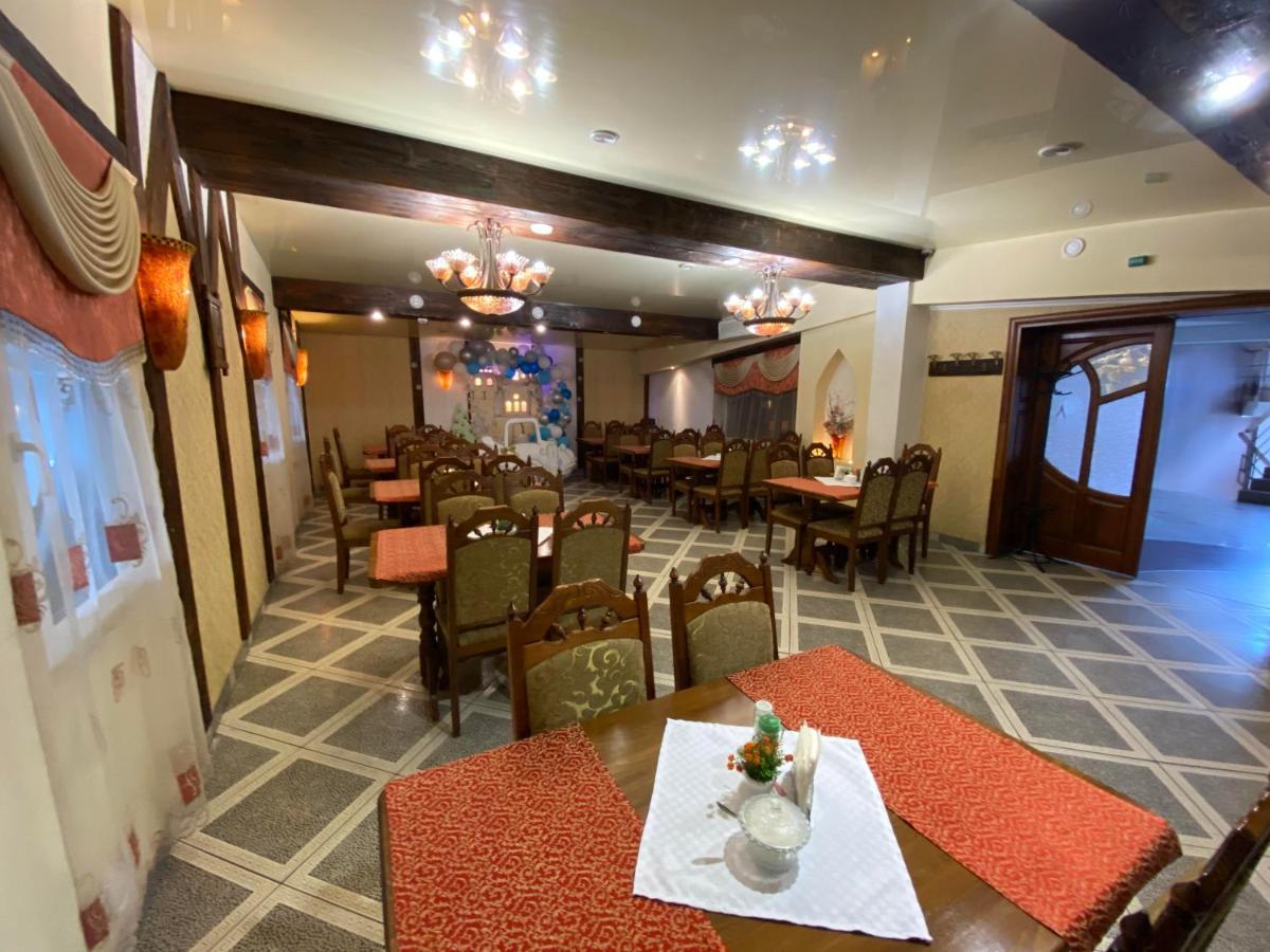 Autopark Hotel 리비프 외부 사진