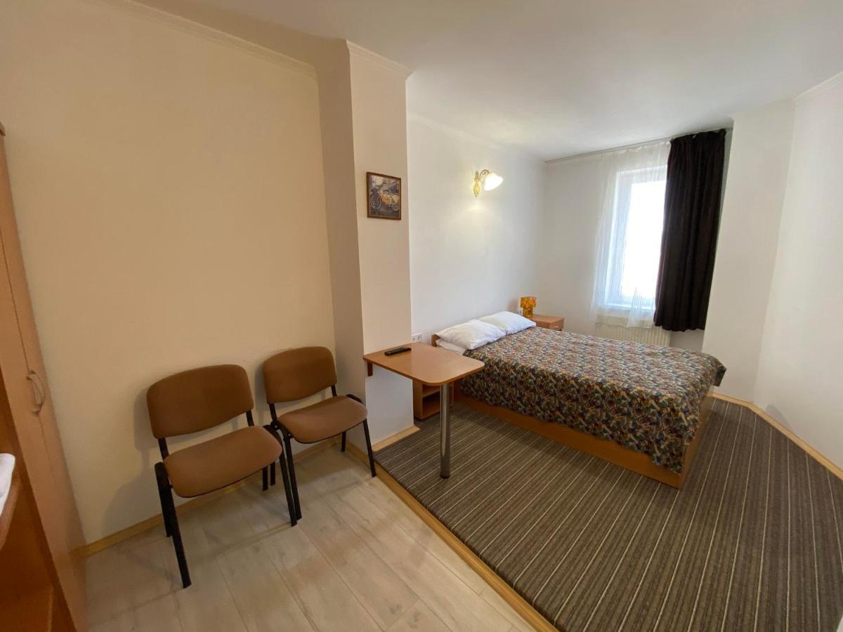 Autopark Hotel 리비프 외부 사진