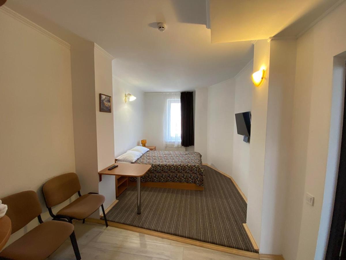 Autopark Hotel 리비프 외부 사진